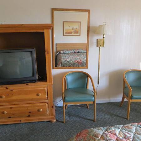 Pine Crest Motor Lodge Holly Springs Екстериор снимка