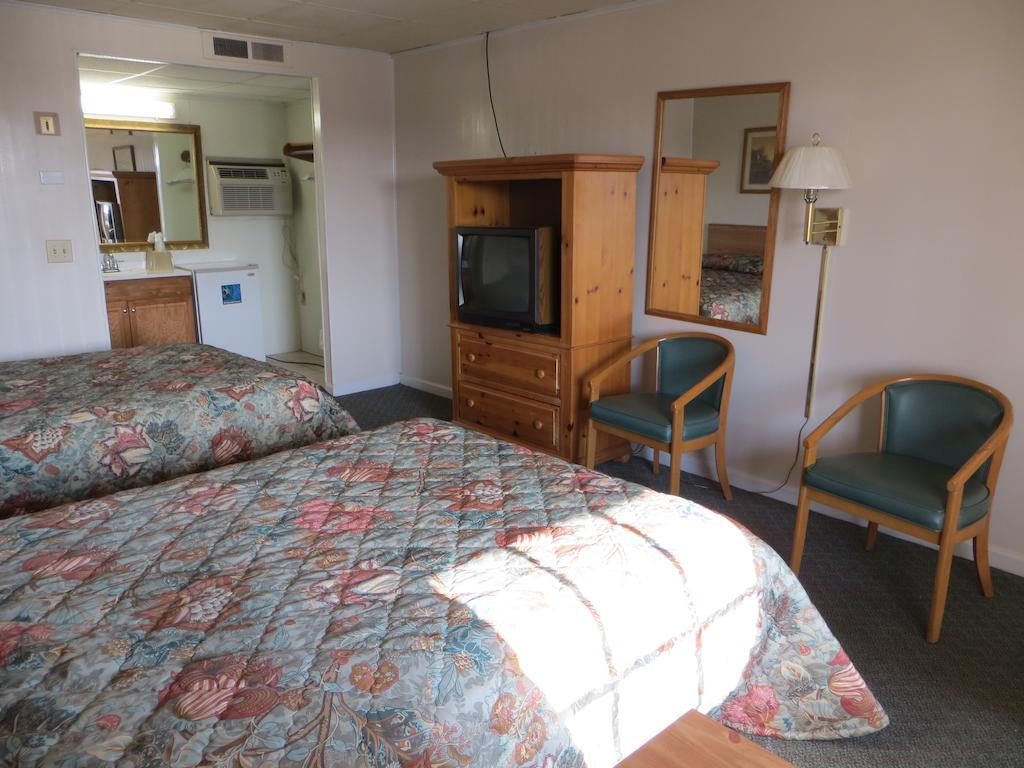 Pine Crest Motor Lodge Holly Springs Екстериор снимка